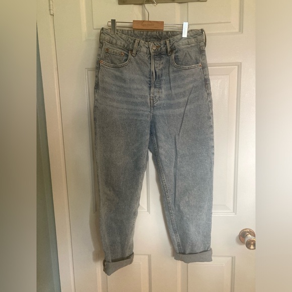 H&M high waisted jeans - Picture 1 of 4